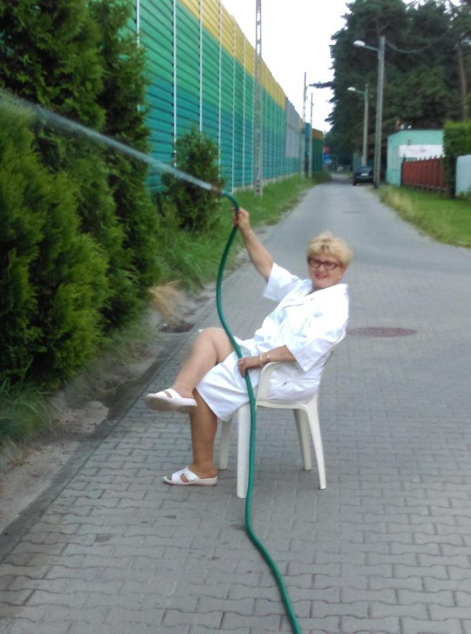 Hotelowe Pokoje J.Bukowiecka Tuszyn Exterior foto